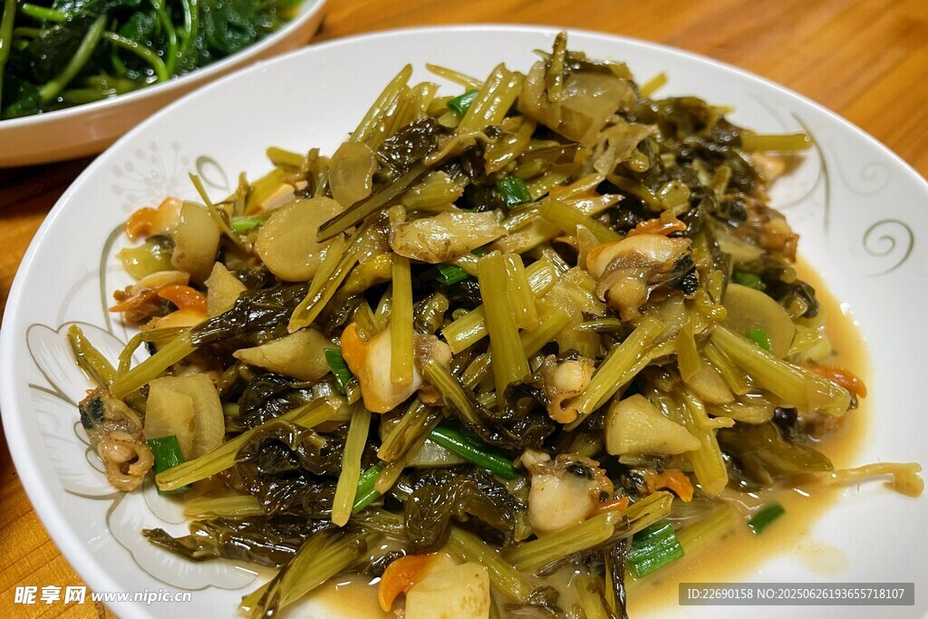 紅螺雞屎菜