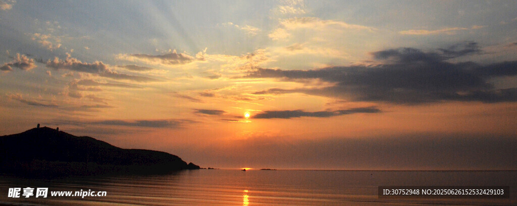 海邊日落美景