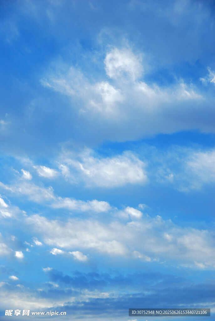 藍天白云美景
