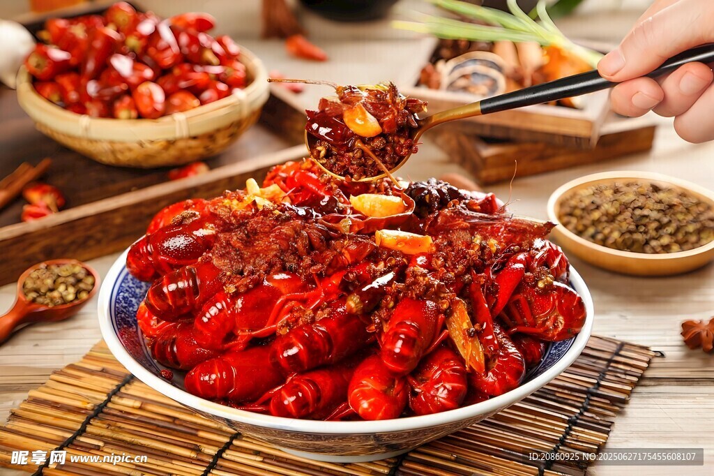 美味誘人的香辣小龍蝦