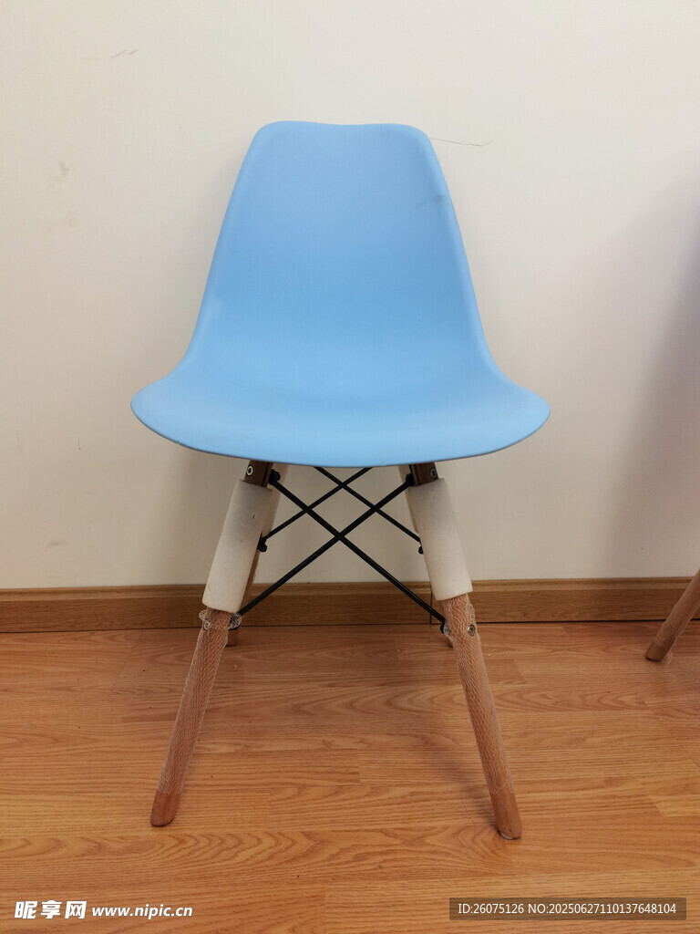 藍色簡約塑料椅
