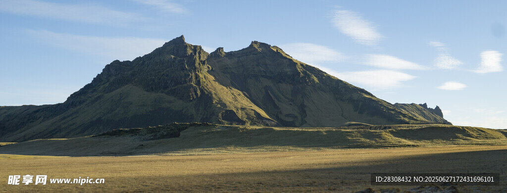 壯麗山丘景觀