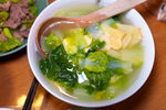 青菜豆腐蛋花湯