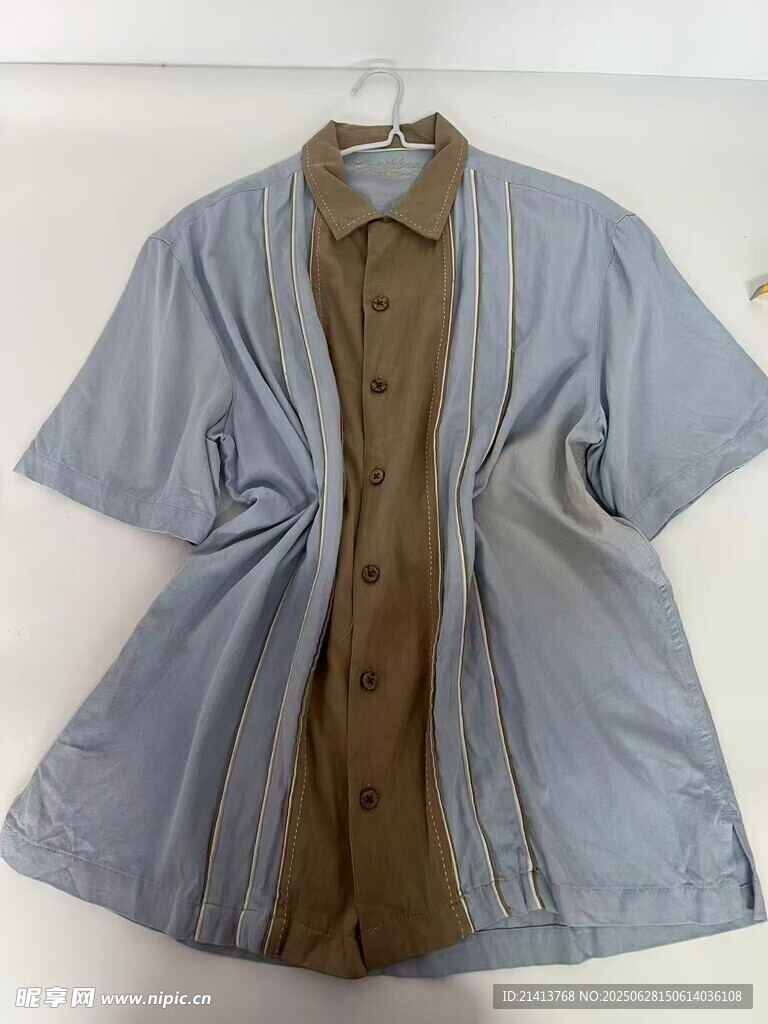 淺藍色短袖開衫搭配展示