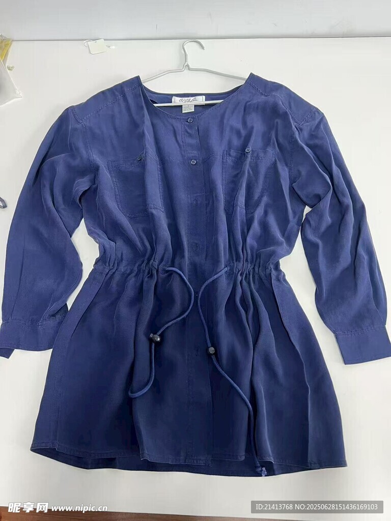 藍色系帶女童連衣裙