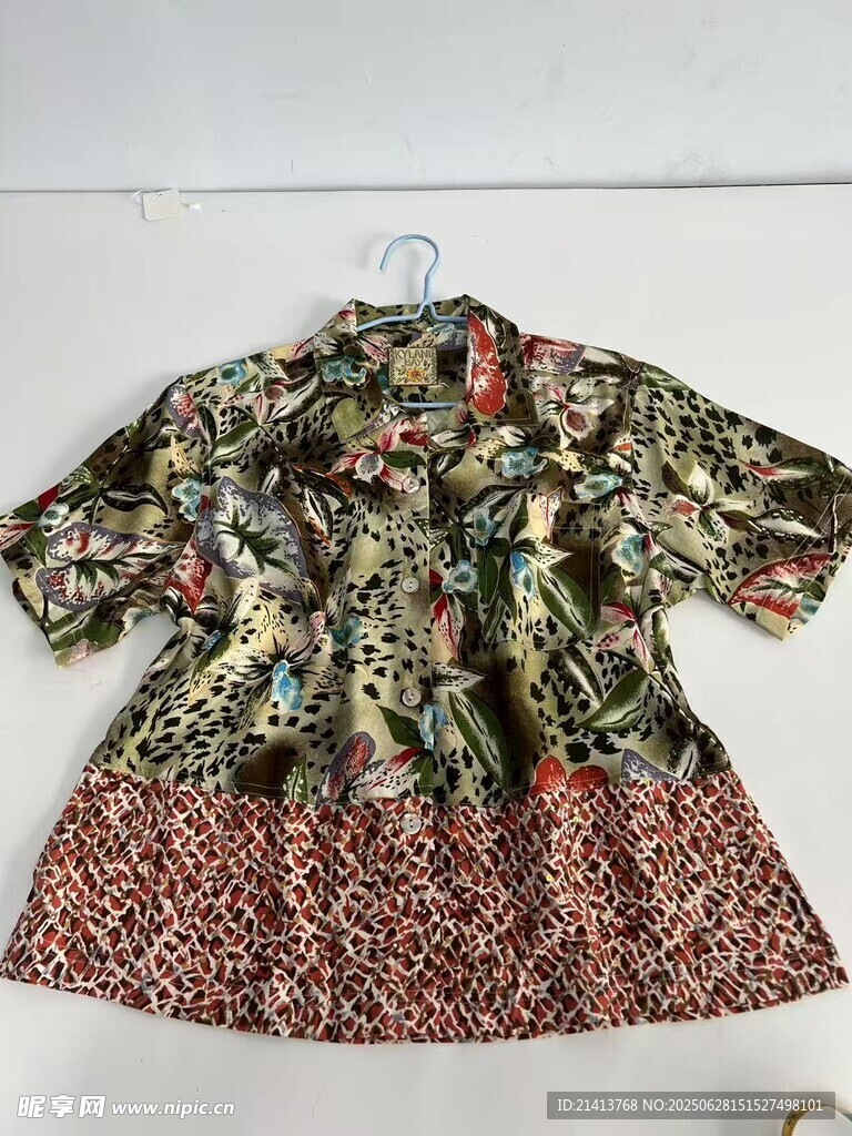 印花短袖上衣展示