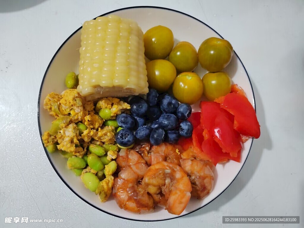 蔬菜蝦仁沙拉