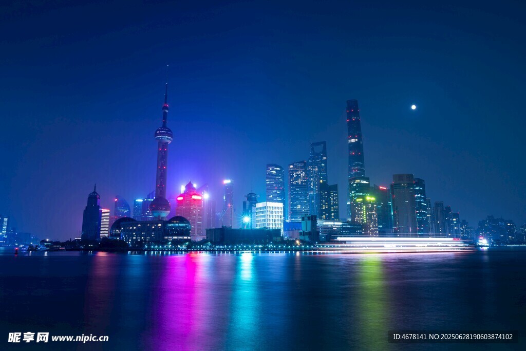 上海外灘璀璨夜景