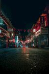 夜晚繁華街道夜景