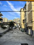 老舊居民區(qū)的狹窄街道