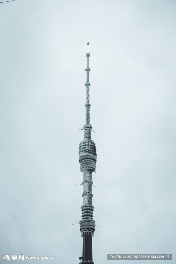 高聳電視塔