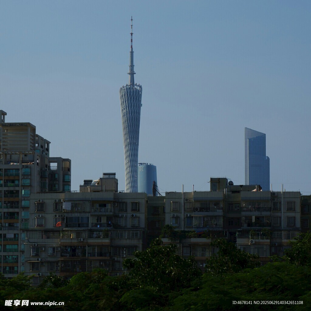 廣州新舊建筑對比景觀