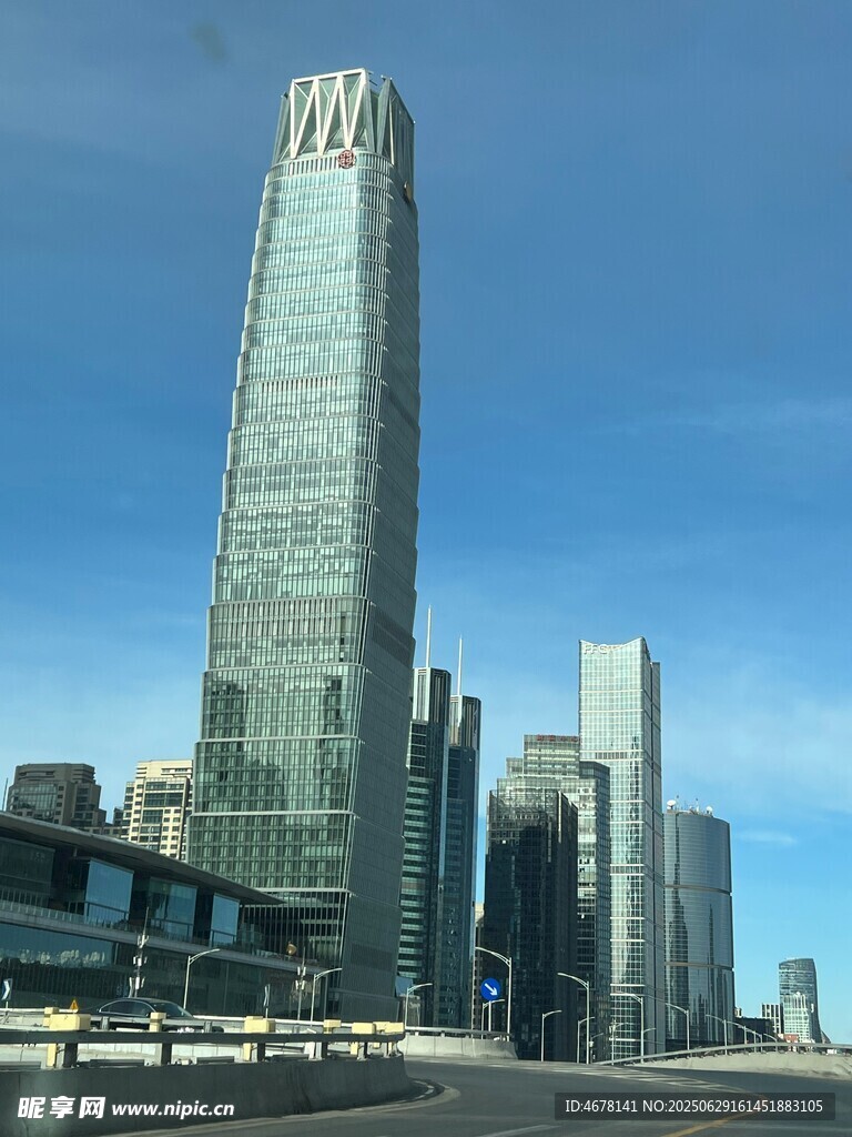 城市摩天大樓現(xiàn)代景觀
