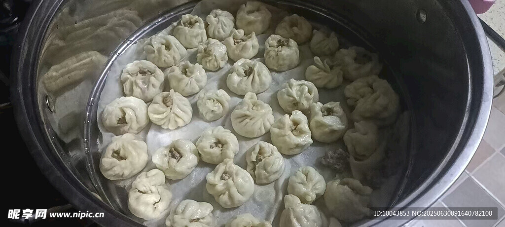 手工小包子