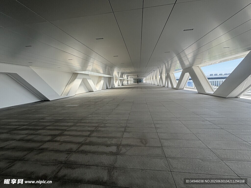 現(xiàn)代風格建筑內(nèi)部空間
