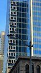 都市高樓與古典建筑相映