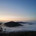 山間云海日出美景