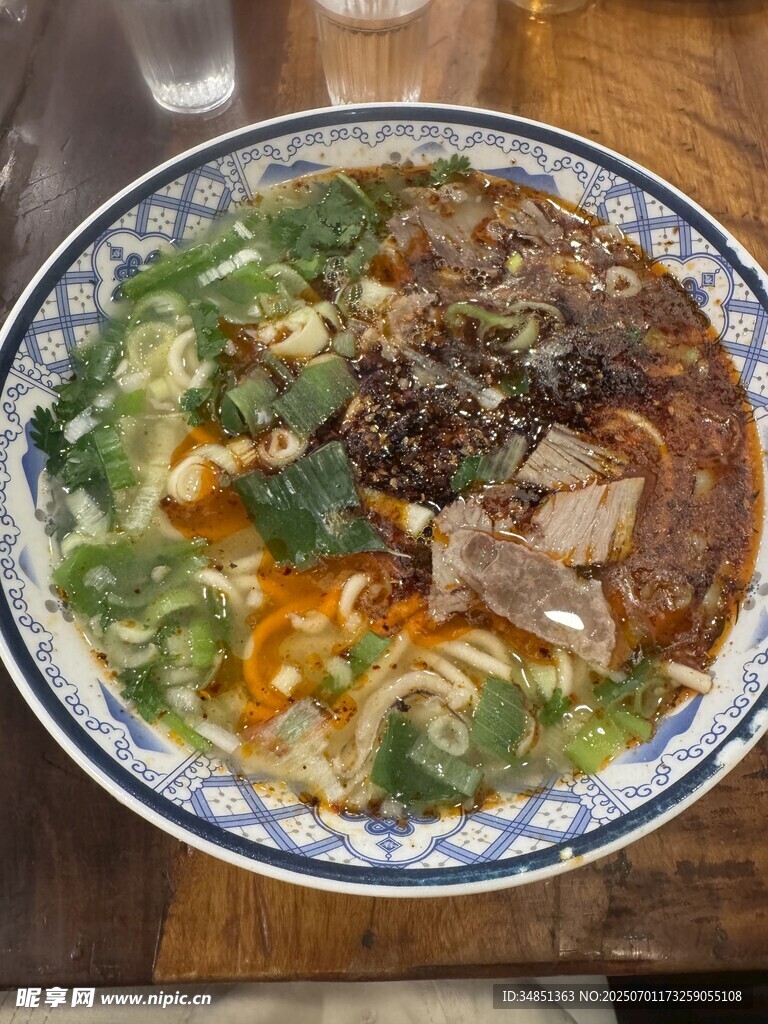 美味特色牛肉面