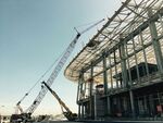 鋼結構建筑施工現場圖