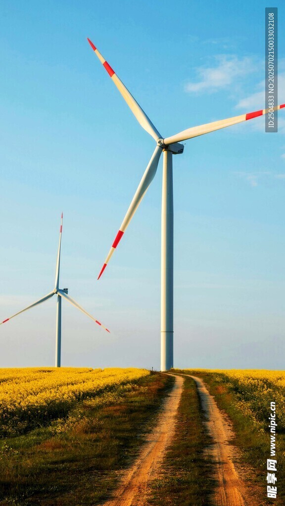 田野中的風力發電機