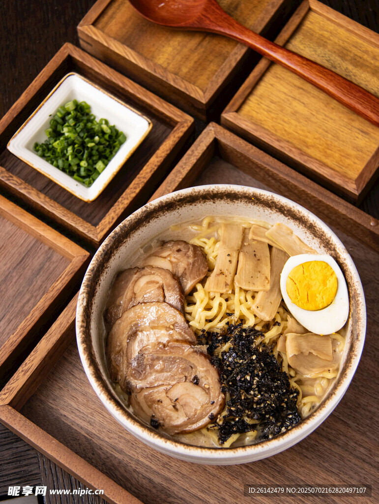 日式豚骨拉面套餐