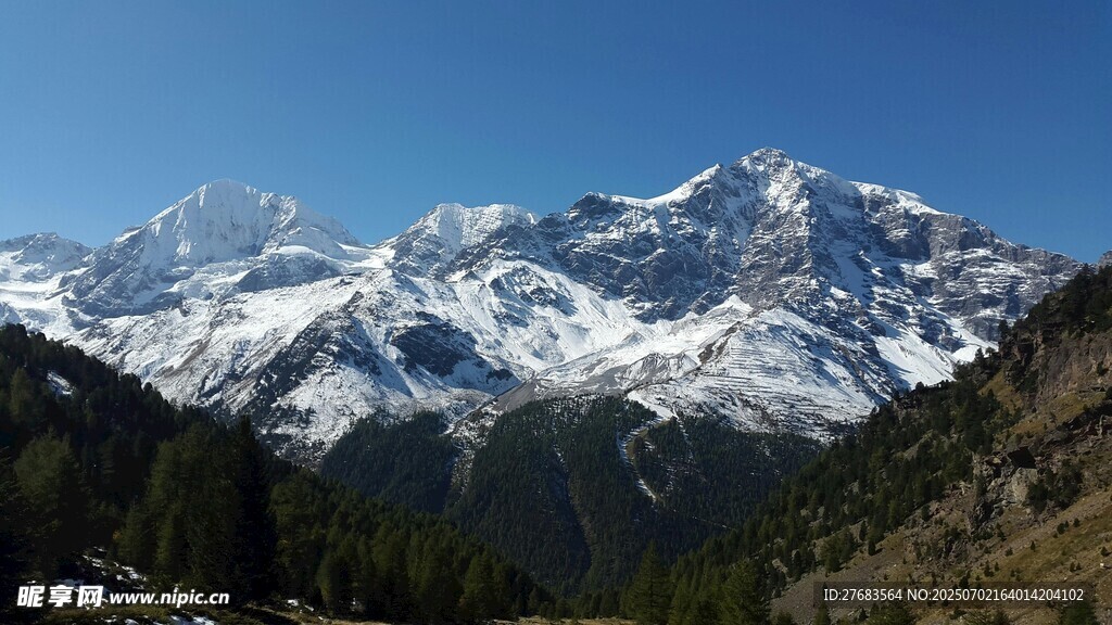 壯麗雪山美景