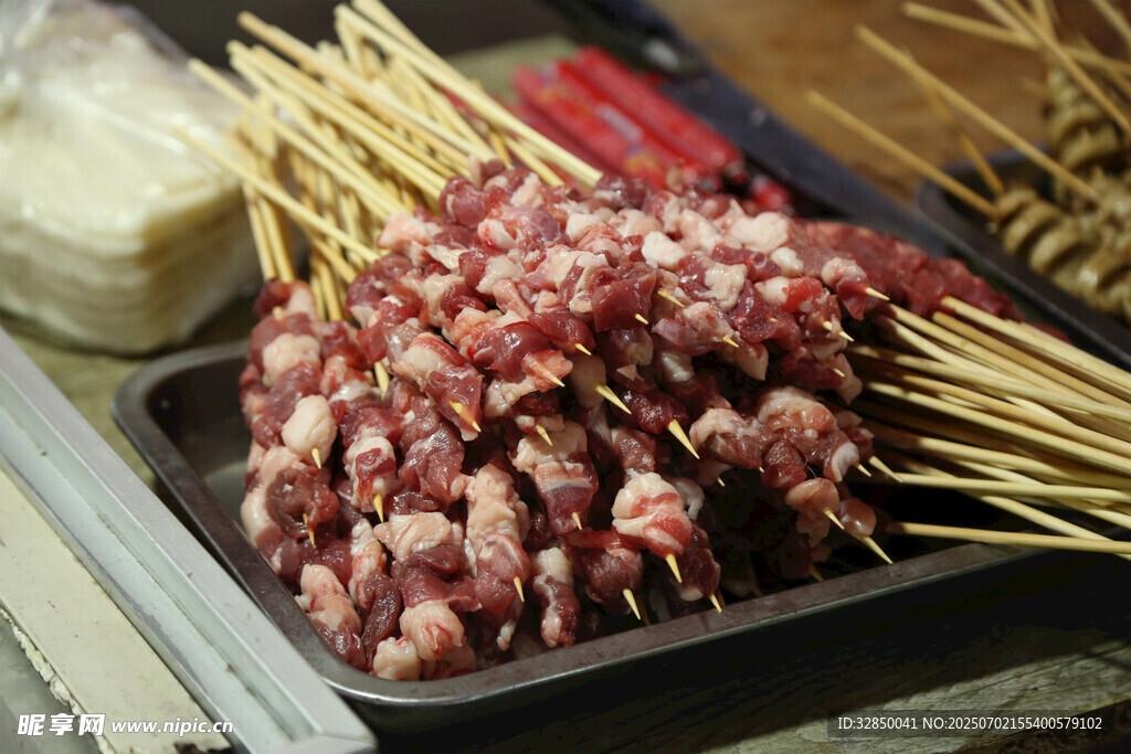 美味羊肉串誘人串串香