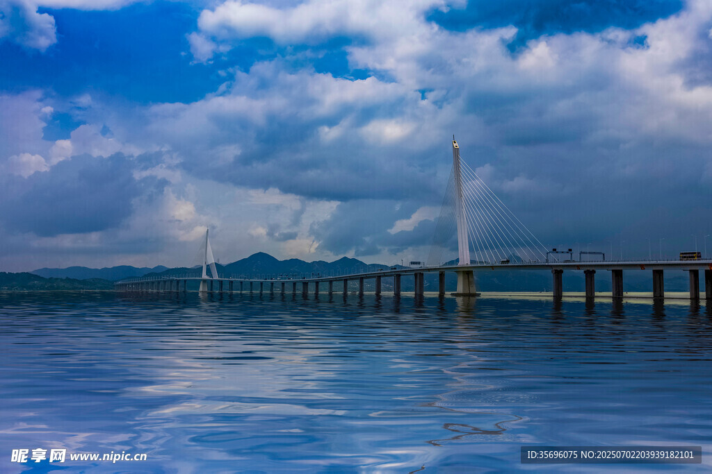 深圳灣大橋