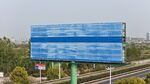 高速公路大型空白廣告牌