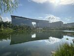 湖畔現(xiàn)代建筑風景