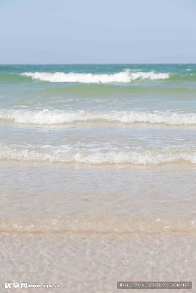 美麗海濱沙灘海浪景觀