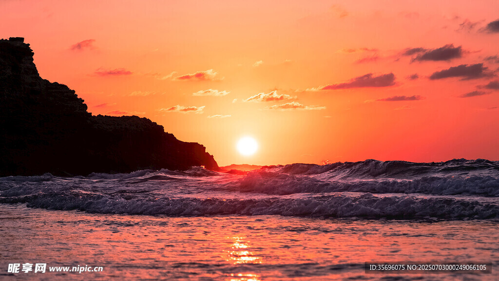海邊壯麗日落美景
