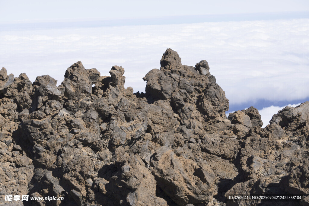 嶙峋火山巖景觀