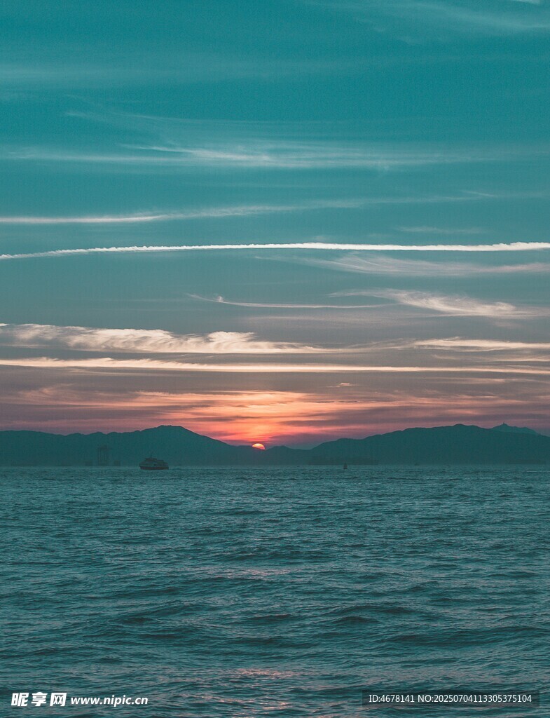 海上日落美景