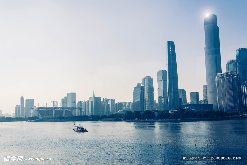 夕陽下的珠江新城