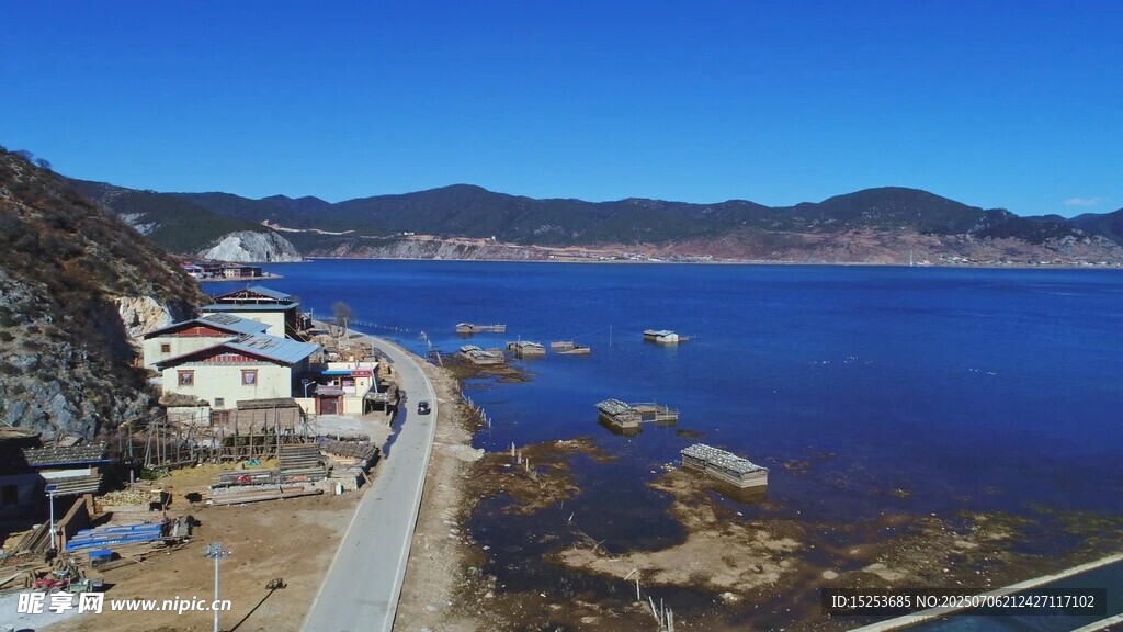 湖畔美景寧?kù)o山水風(fēng)光