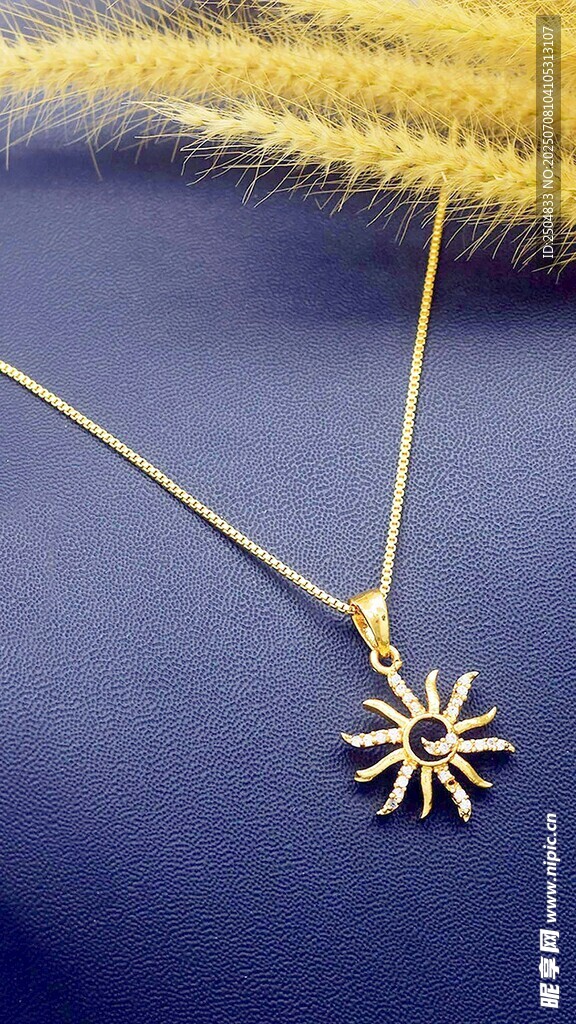 金色太陽花造型精致項鏈