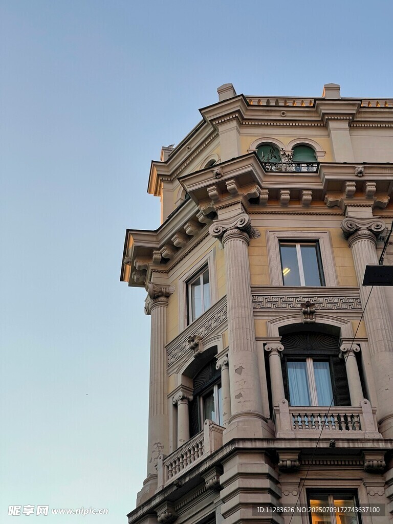 歐式古典建筑一角