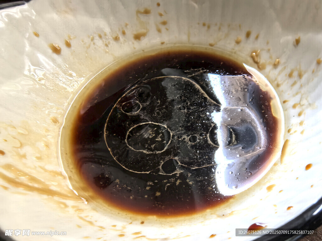 碗里的醬油醋食用油蘸水