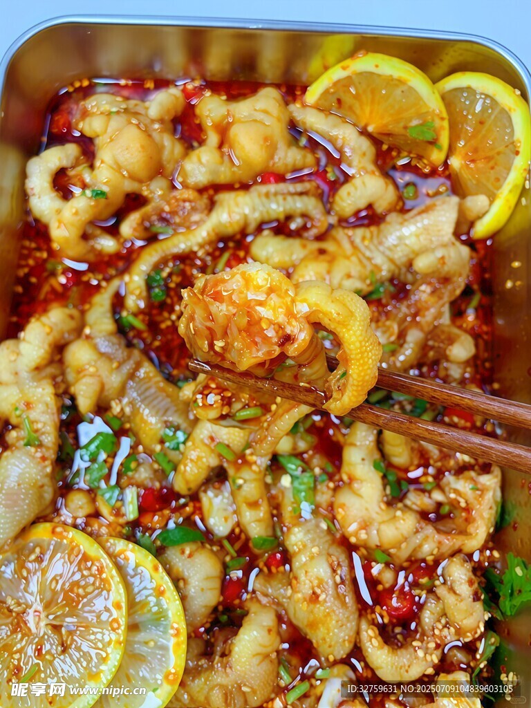 香辣檸檬雞爪美食盛宴
