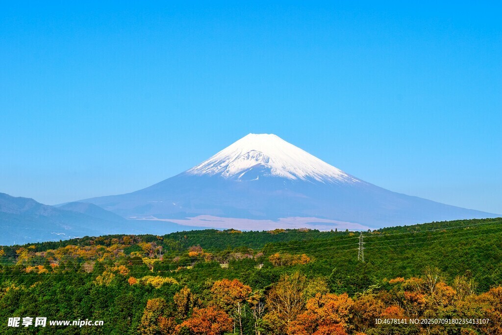 富士山下的多彩田園風(fēng)光