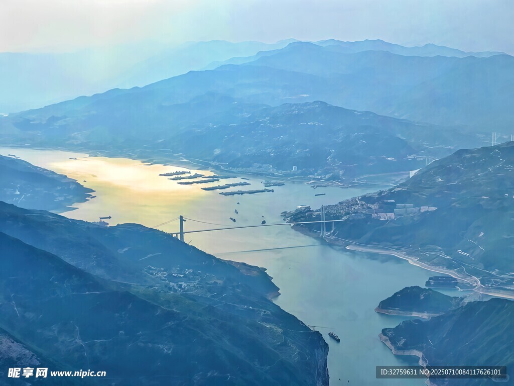 壯麗山水間的江河風光