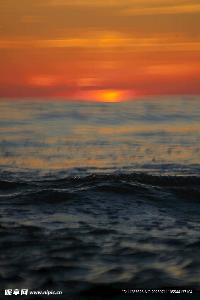 海上日落美景