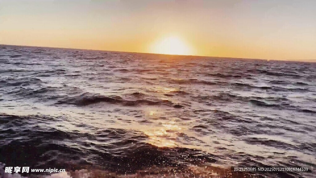 海上日落美景