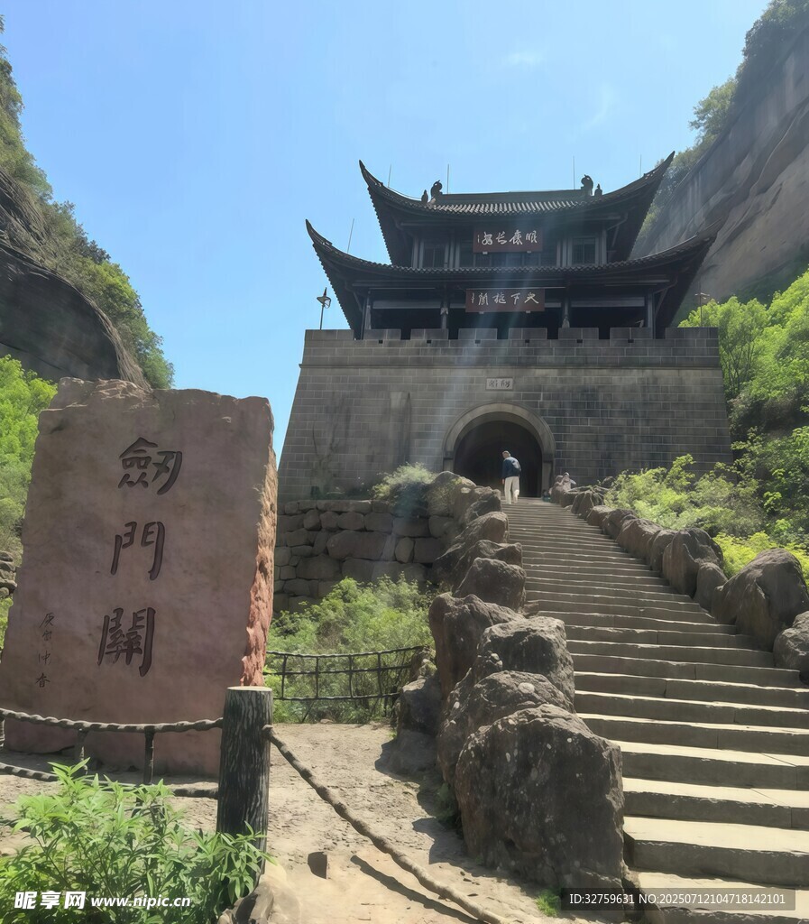 雄偉壯觀的西門閣古建筑