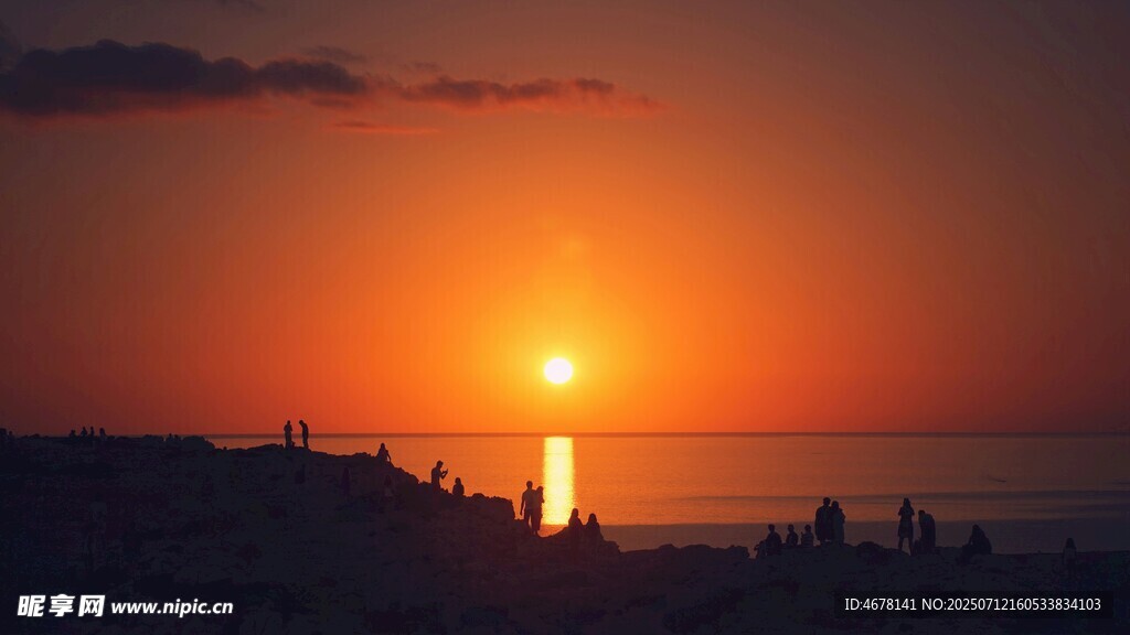 海上日落美景