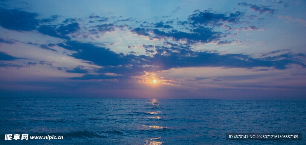 海上日落美景