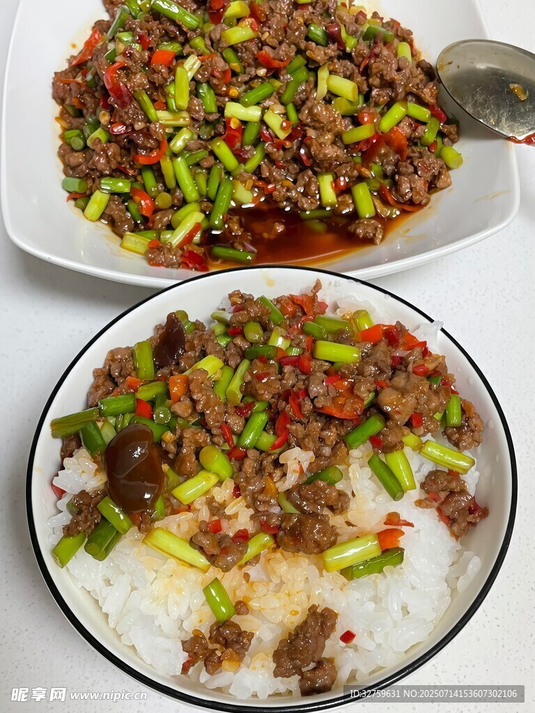 肉末蓋飯