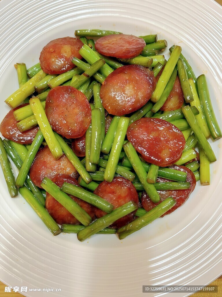 蒜苔炒臘腸