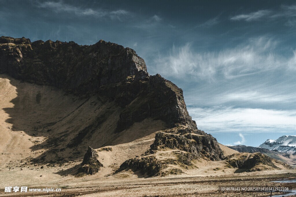 壯麗沙漠山地景觀